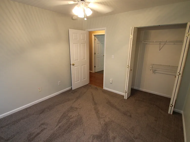 583 Stonehenge Dr — Photo 19