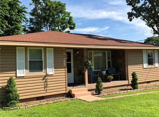 16496 Willow Dr, Rogers, AR 72756