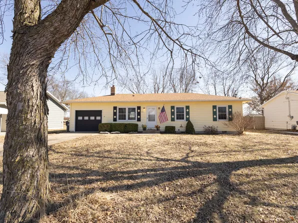 1712 Louisa Ln, Moberly, MO 65270