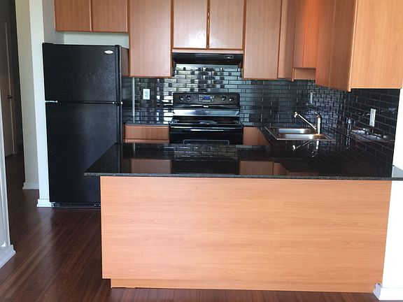 2nd image of 30 Canterbury Pl #1708
