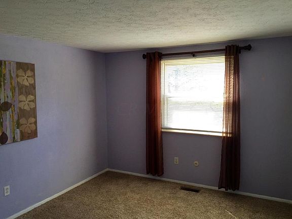 3rd image of 4025 Deer Lake Way