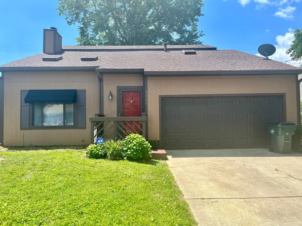 3206 La Follette Ct, Jeffersontown, KY 40299