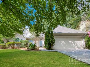 555 Horseshoe Cir, Stockbridge, GA 30281