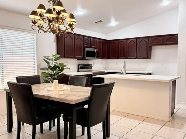 367 W HOLSTEIN Trail, San Tan Valley, AZ 85143