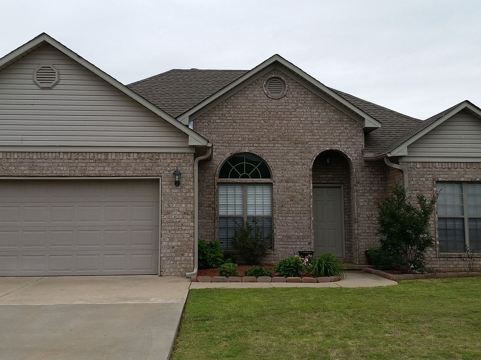 1st image of 9 Wallace Way