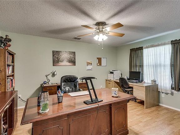 5th image of 340 Timberline Dr
