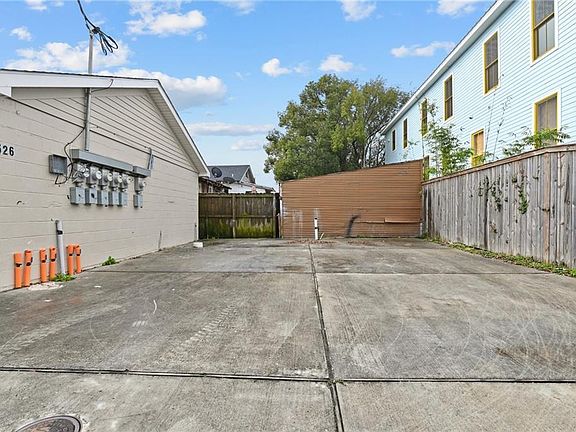 5th image of 1444 Japonica St