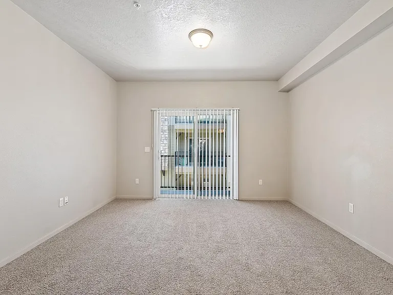 Aspen Creek Apartments — Photo 49