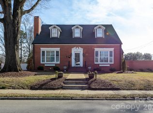 813 W Mountain St, Kings Mountain, NC 28086