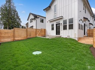 7555 15th Ave SW #A, Seattle, WA 98106