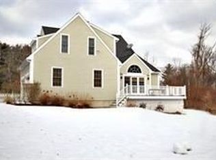 233 Old Oaken Bucket Rd, Scituate, MA 02066
