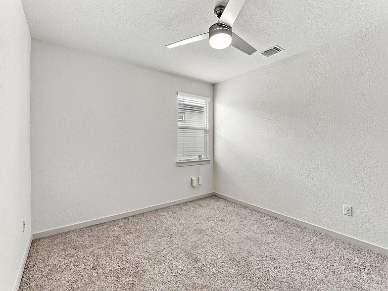 4712 Canongate Dr — Photo 8