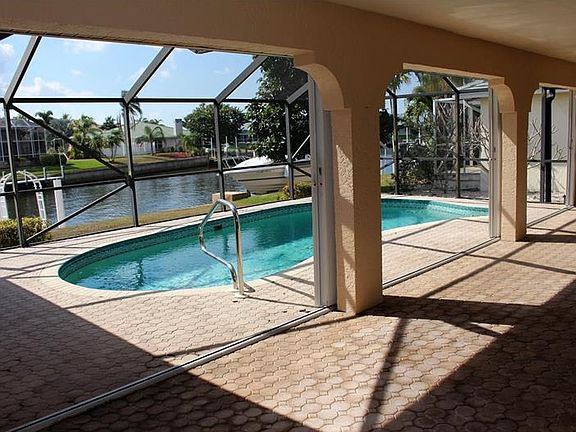 5th image of 1105 Lucia Dr