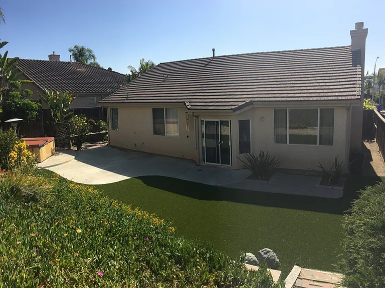 886 Niguel St — Photo 13