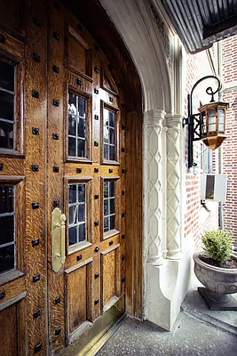 Sold by Remax City Square | media 30