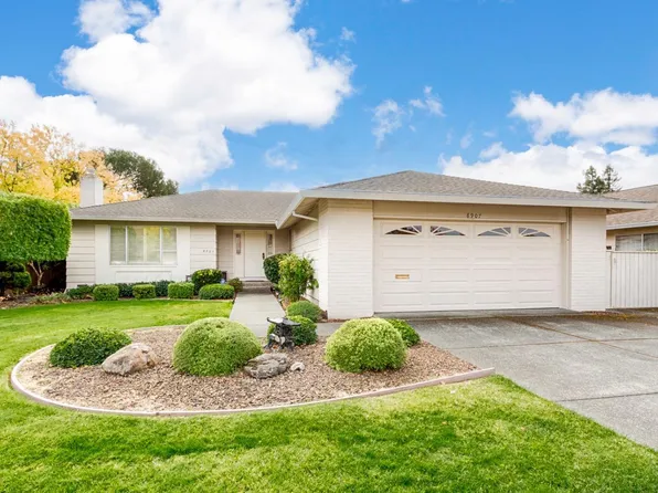 8907 Oakmont Drive, Santa Rosa, CA 95409