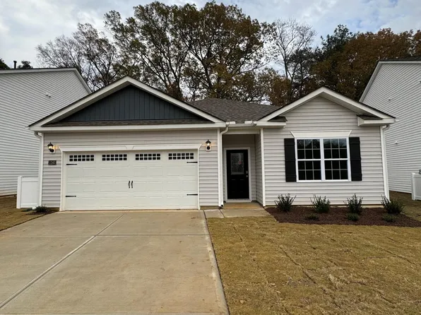 1243 Middlecrest Drive, Rocky Mount, NC 27804