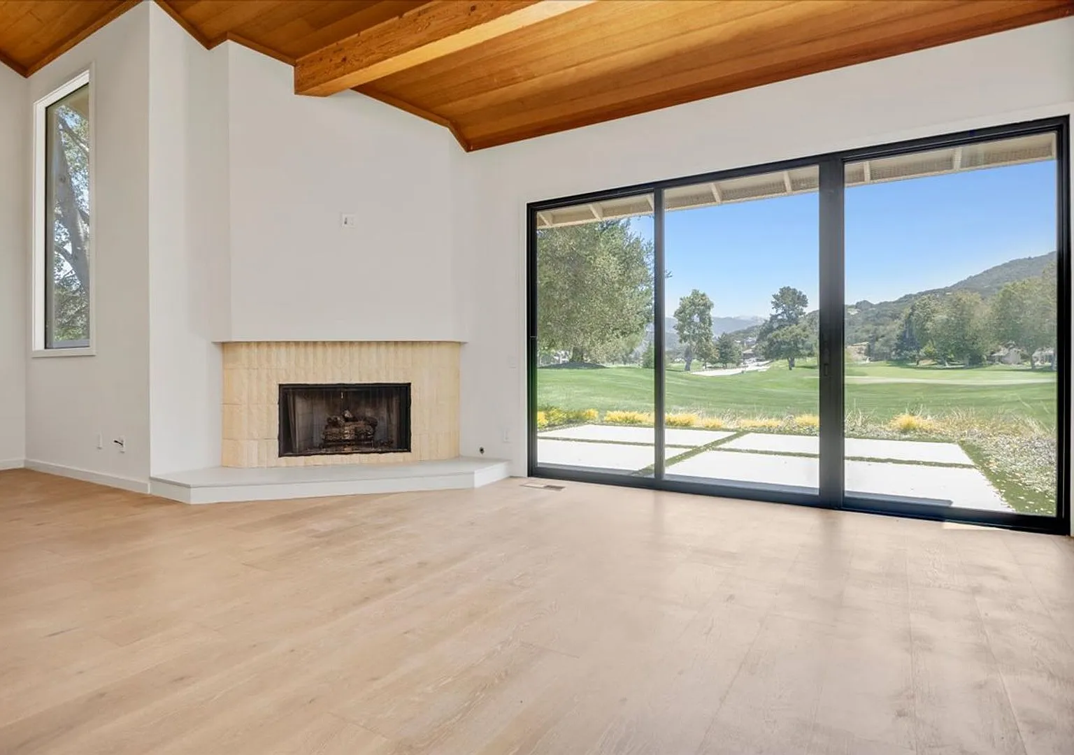 Renovated 3 Bed, 3.5 Bath Carmel Valley Ranch Stand Alone Unit — Photo 3