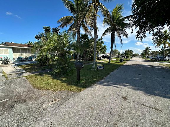 3rd image of 116 Granada Drive