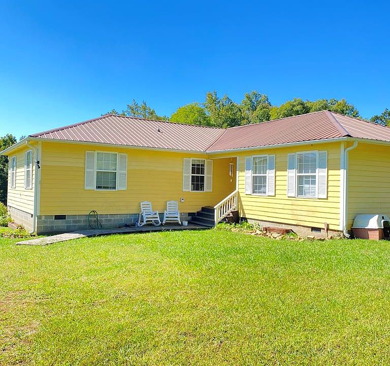 2nd image of 287 London McCloud Rd
