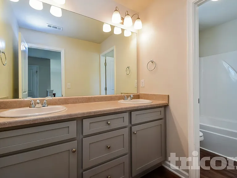 4061 Bella View Ln — Photo 13