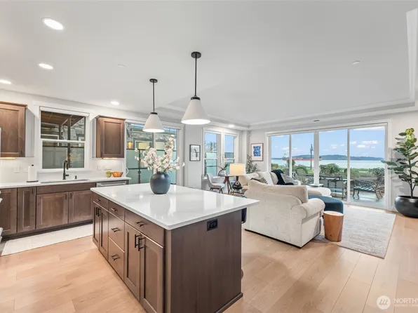 5105 Grand Loop #108, Tacoma, WA 98407