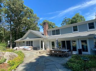 28 Boulder Brook Rd, Greenwich, CT 06830