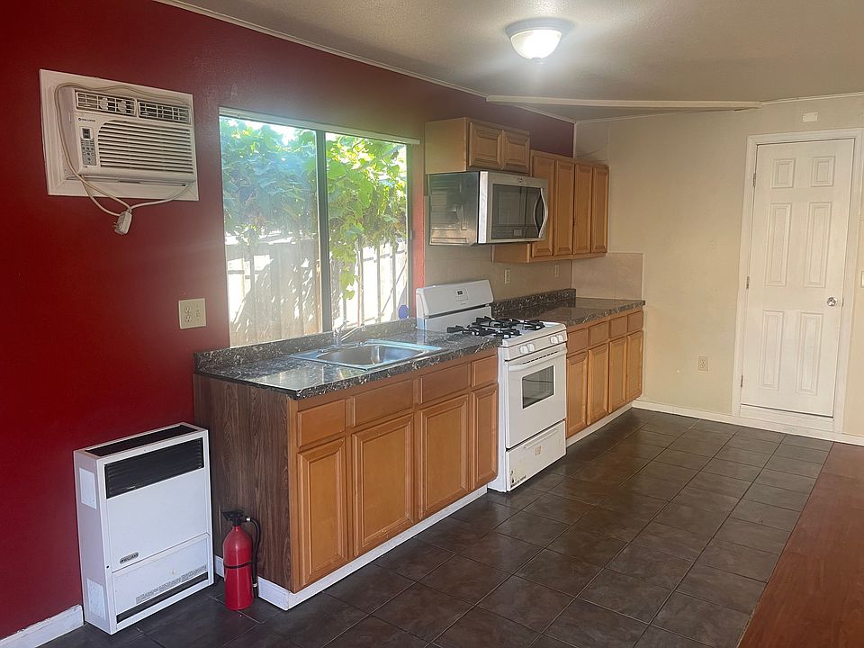 1st image of 1388 E San Fernando St #2