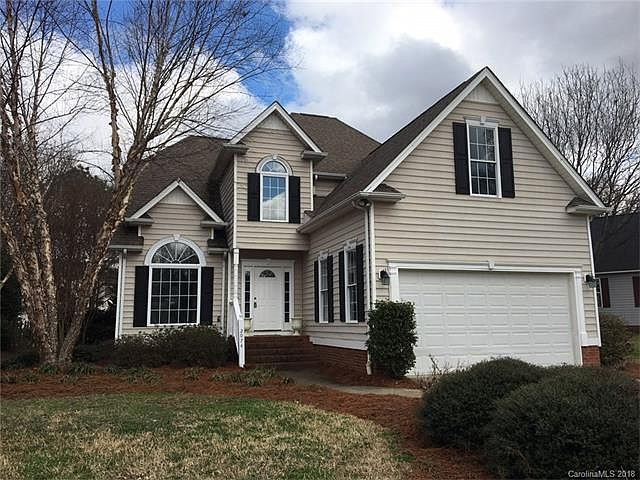 1st image of 2074 Persimmon Pl
