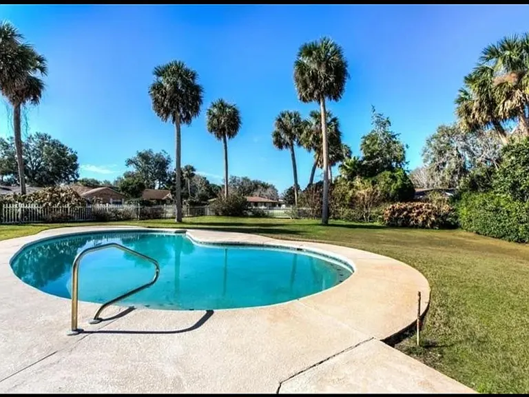 2927 Cocovia Way — Photo 23