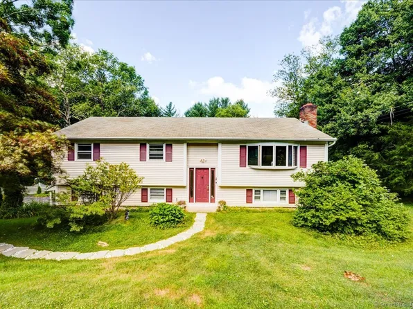 22 Rolling Ridge Road, Shelton, CT 06484