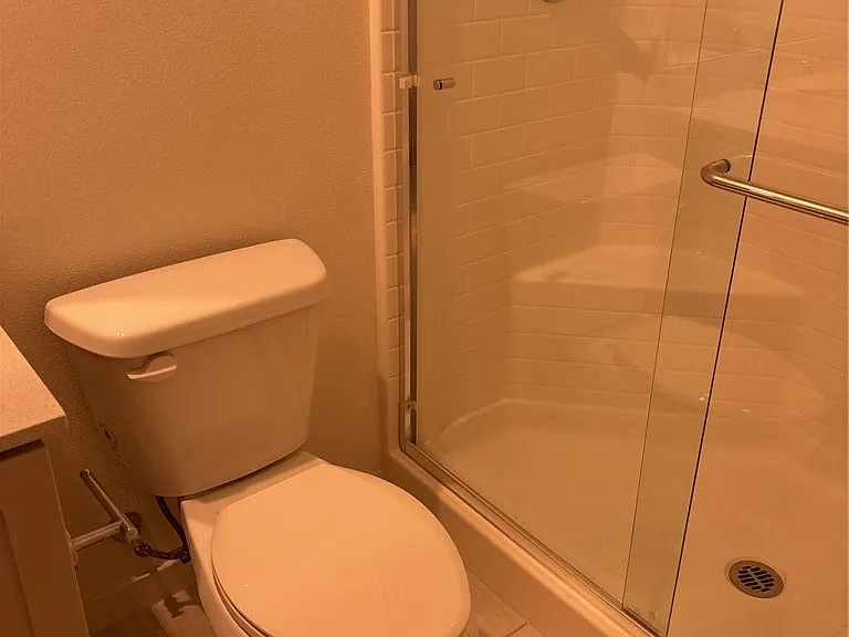 2565 E Embry Ln — Photo 23