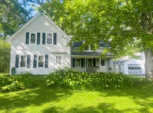 45 S Bay Rd, Franklin, ME 04634