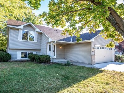 793 Lupine Ct, Shakopee, MN, 55379