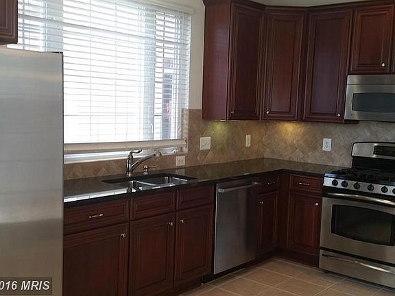 3rd image of 43860 Hickory Corner Ter Unit 109