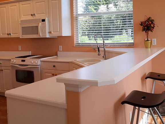 5th image of 125 Coquina Key Dr