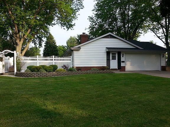 Arbor patio 