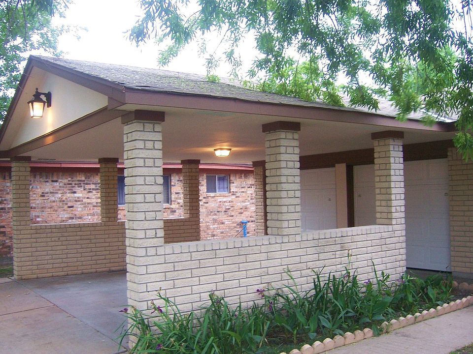 Carport & Garage