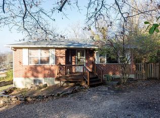 453 S Mashburn Ave, Fayetteville, AR 72701