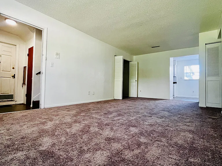 450 Tomoka Ave #114 — Photo 2