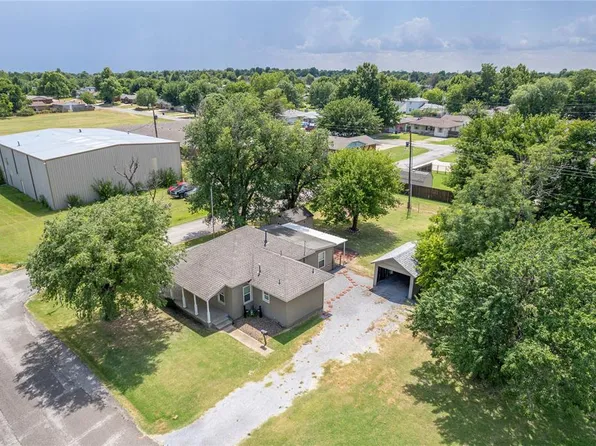 1620 S Evans Ave, El Reno, OK 73036