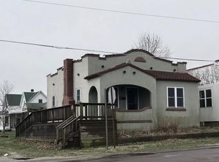 116 E 4th St, Mountain Grove, MO 65711