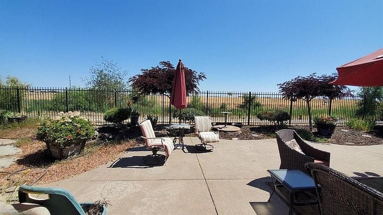 2nd image of 1314 Hillwood Loop
