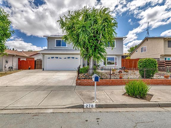3rd image of 278 Falcato Dr