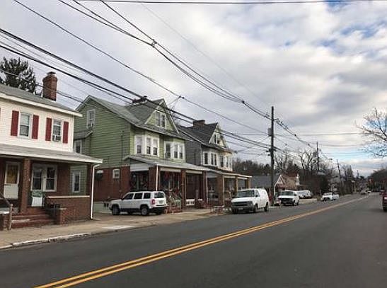 2nd image of 1611 Hamilton Ave