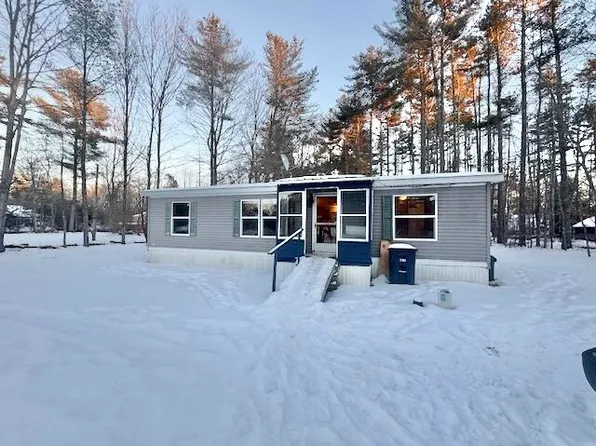 19 Proprietors Road, Buxton, ME 04093