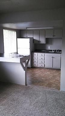 4th image of 520 W Spruce St APT B303