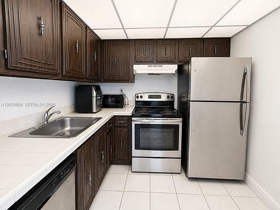 4th image of 486 NW 165th Street Rd APT B301
