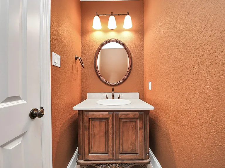1807 Ravenel Ln — Photo 41