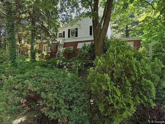 1st image of 102 Tompkins Cir APT B